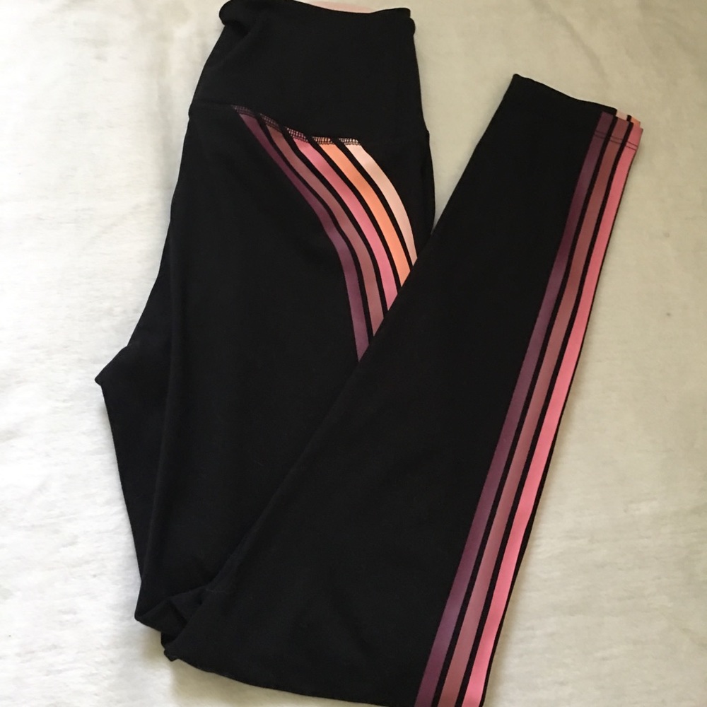 VS PINK high waisted ultimate leggings